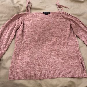 American Eagle pink sweater. Size Medium